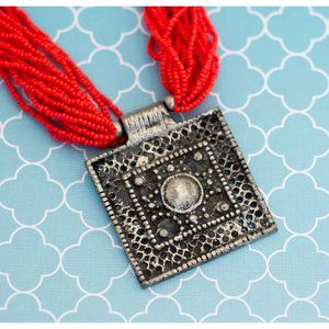 Vintage Geometric Silver Tone Square Red Necklace 22 1/2 inch - R4